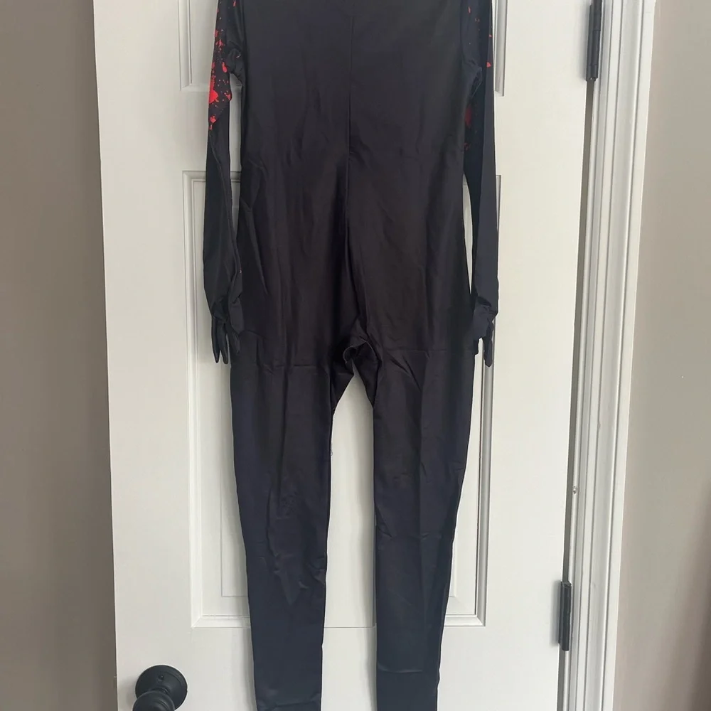 New Skibidi  Toilet Kids Costume Size 120 (size 5t-6) 2- piece costume
